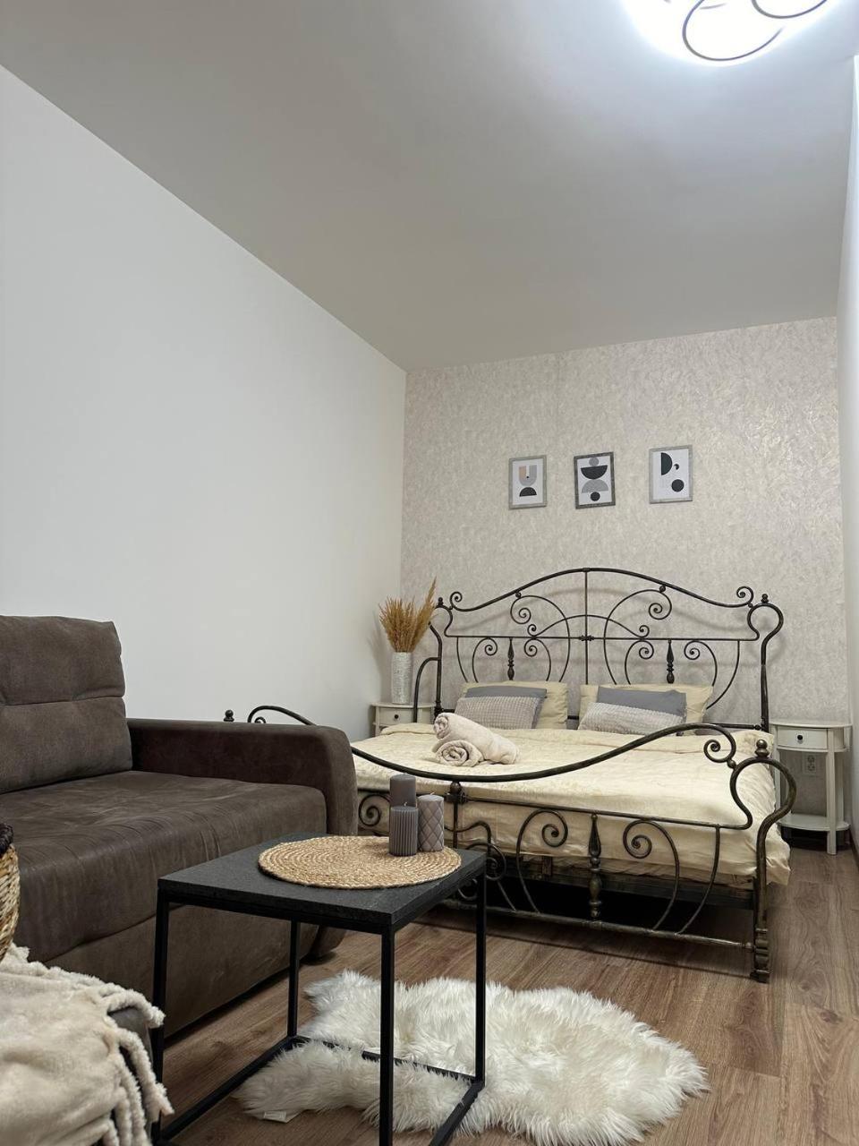 Rynok Square Appartement Lviv Buitenkant foto
